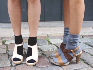 Socks-with-Sandals-trend